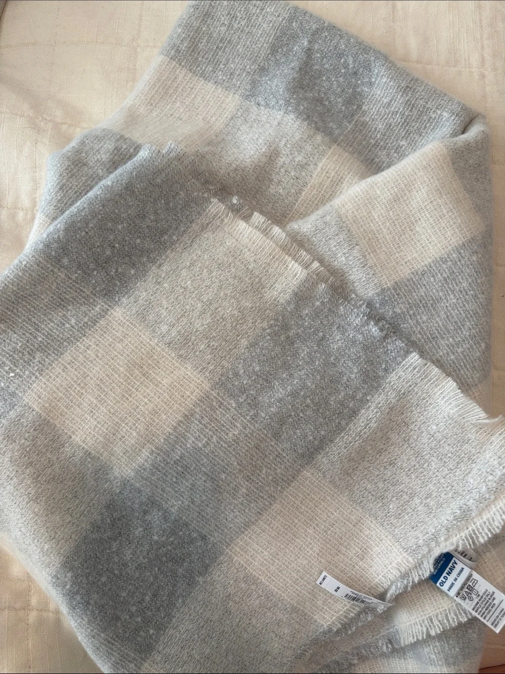 Old Navy Cream and Light Gray Plaid Fringe Scarf